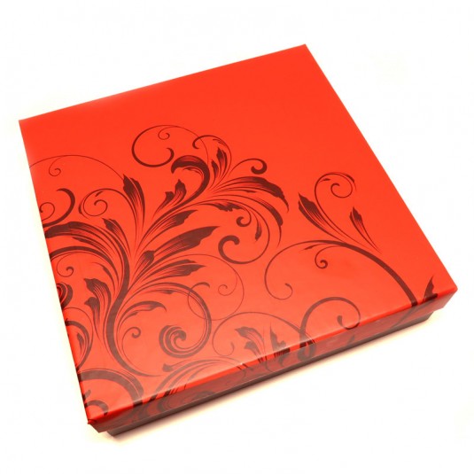 Červená darčeková krabička so vzorom na väčšie sety