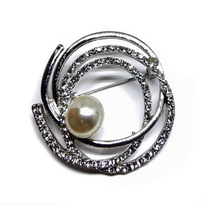 Strieborná brošňa fashion pearl